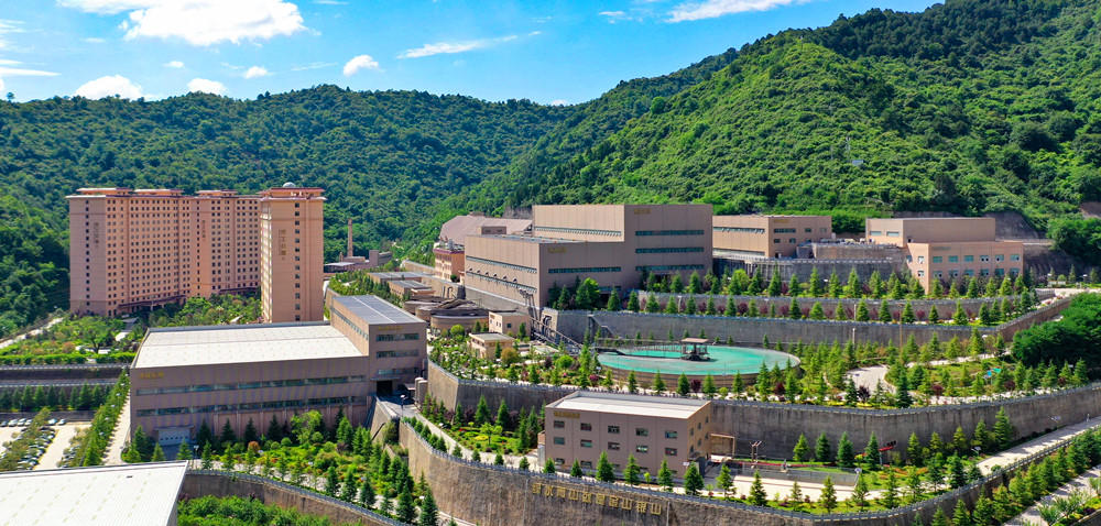 202211201668916239421073.jpg 圖8:工業(yè)廠房階梯布置_副本.jpg